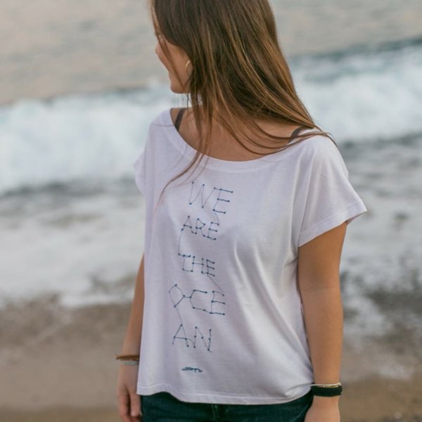 Camiseta Blanca Oversize Mujer We are the Ocean