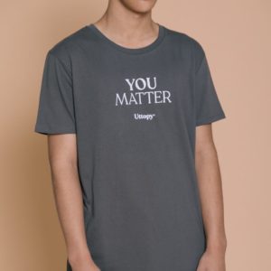 Camiseta con Mensaje Solidaria "Matter"