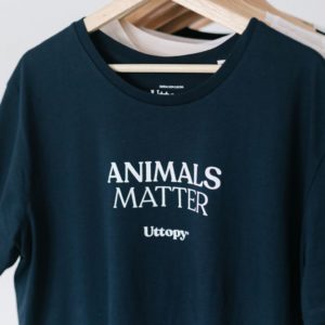 Camiseta con Mensaje Solidaria "Matter"